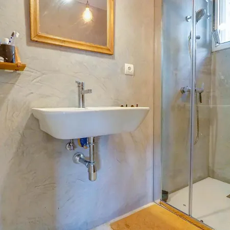 Simba By Hello Homes