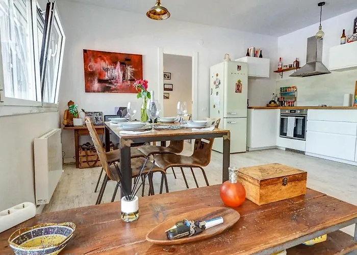 Simba By Hello Homes * Sitges